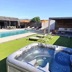 A Luci D'oru, 10 Personnes, 5 Suites, Piscine Villa