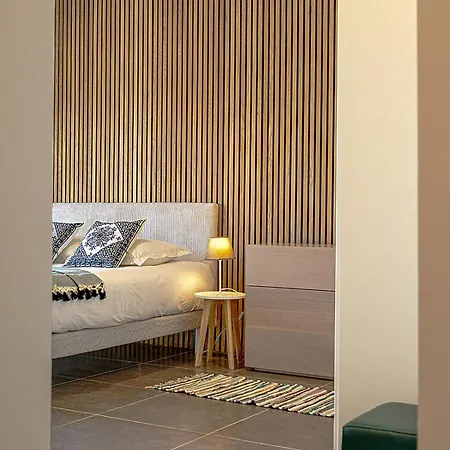 A Luci D'oru, 10 Personnes, 5 Suites, Piscine * Lecci