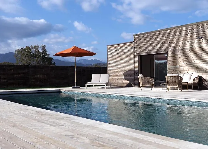 A Luci D'oru, 10 Personnes, 5 Suites, Piscine Vila