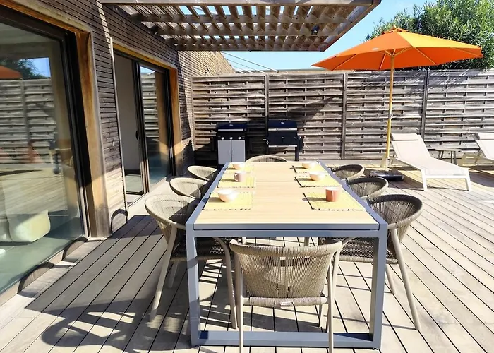 Vila A Luci D'oru, 10 Personnes, 5 Suites, Piscine